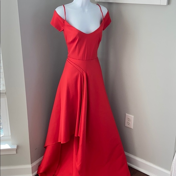 Bagley Mishka red asymmetrical gown off shoulder - Picture 3 of 14